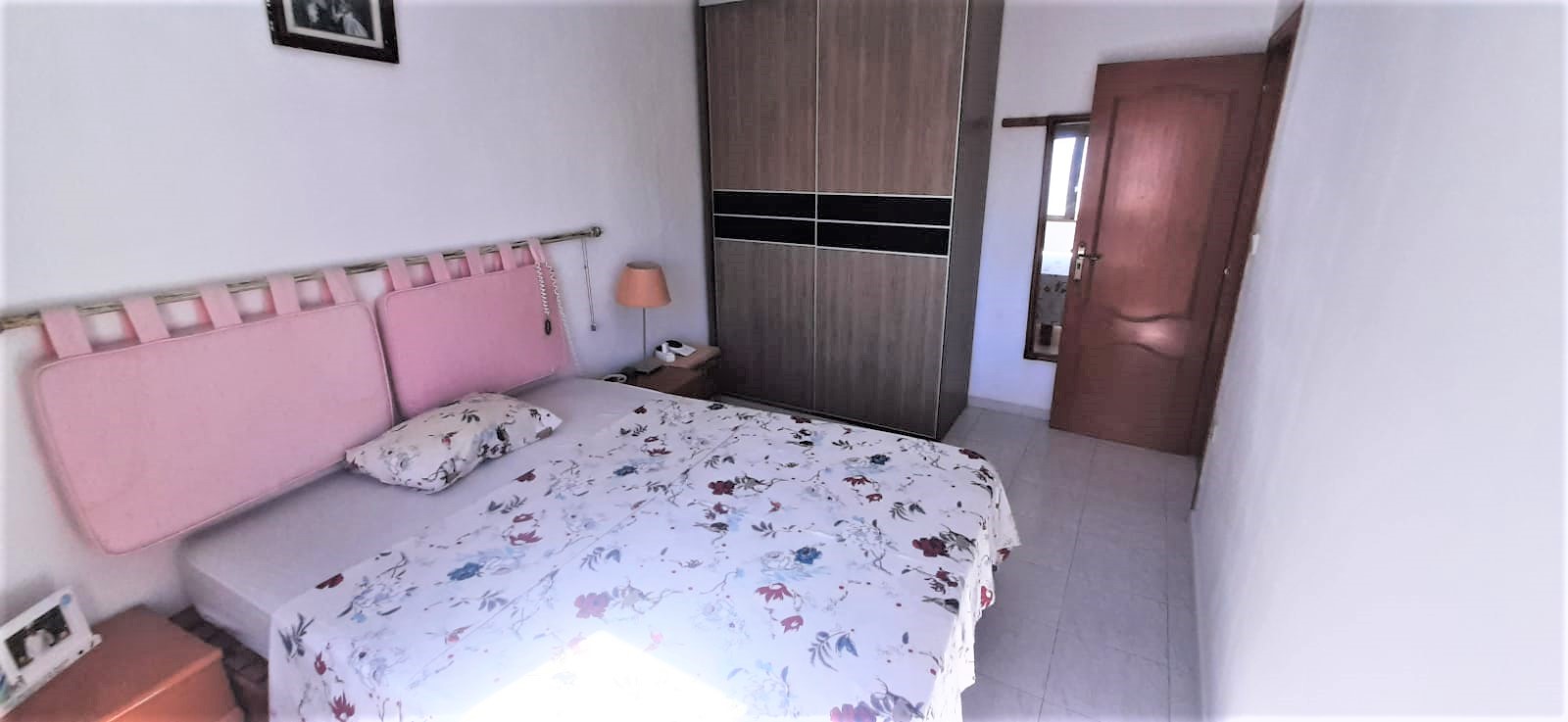 Apartment a few meters from the port and the beach. Els Magazinos area.