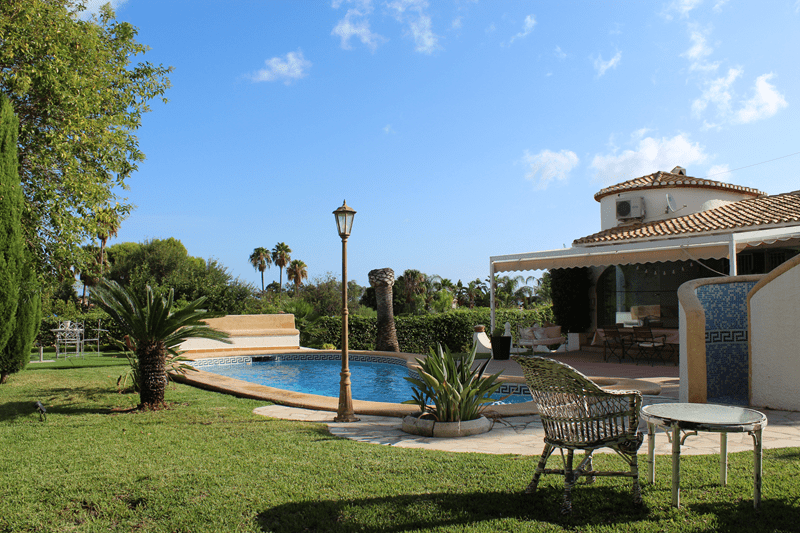 Villa mit viel Stil und Blick auf den Montgé, Dénia