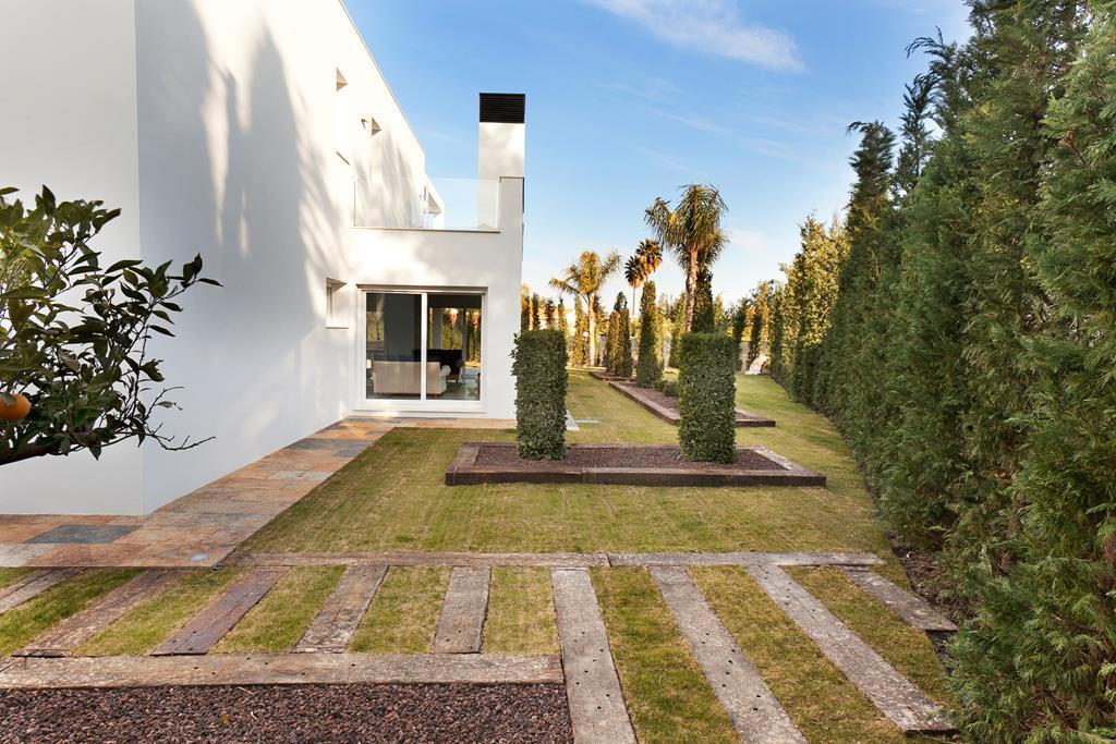 Modern villa built by Vives Pons in La Nucía