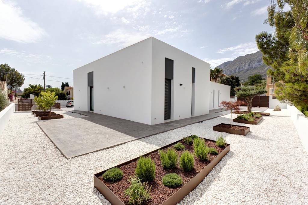 Modern villa of new construction in Dénia