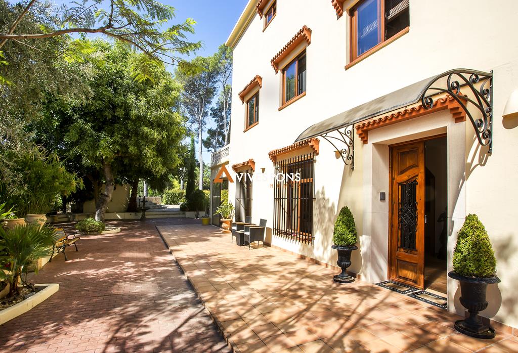 Renovated finca with lots of style in Pedreguer