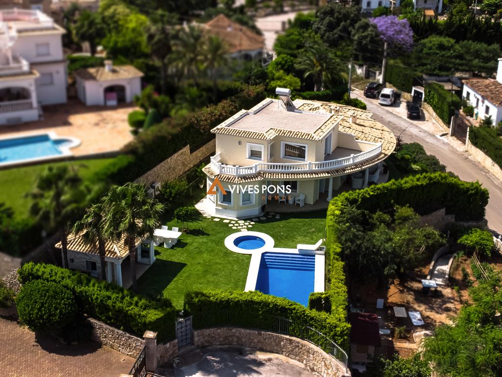 Villa met uitzicht op zee in Dénia