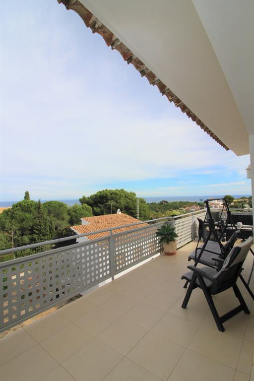 Villa with sea views in Dénia