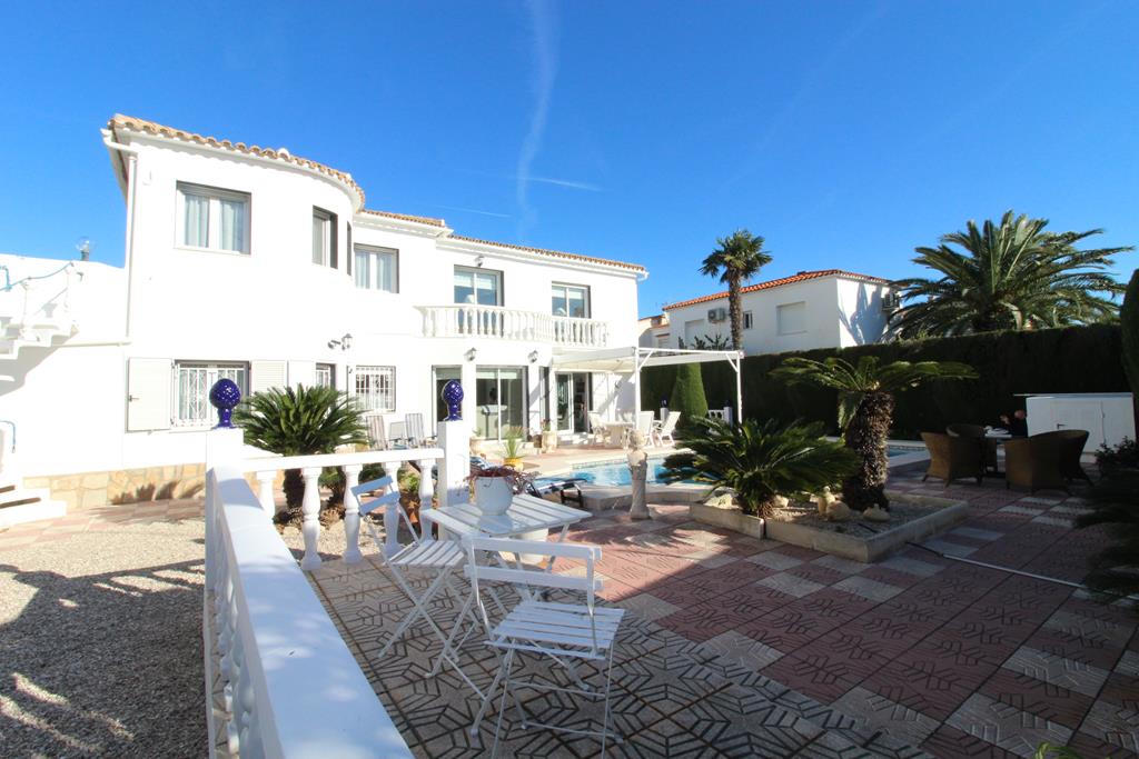 Villa op een steenworp afstand van het strand, Els Poblets