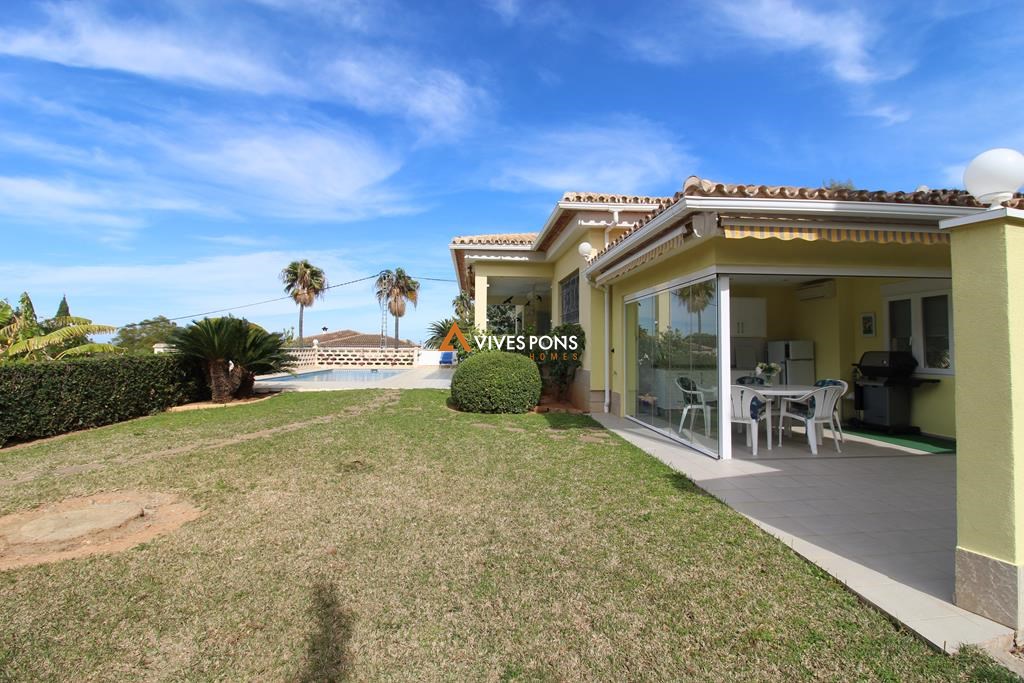 Villa on one floor and excellently maintained, Dénia