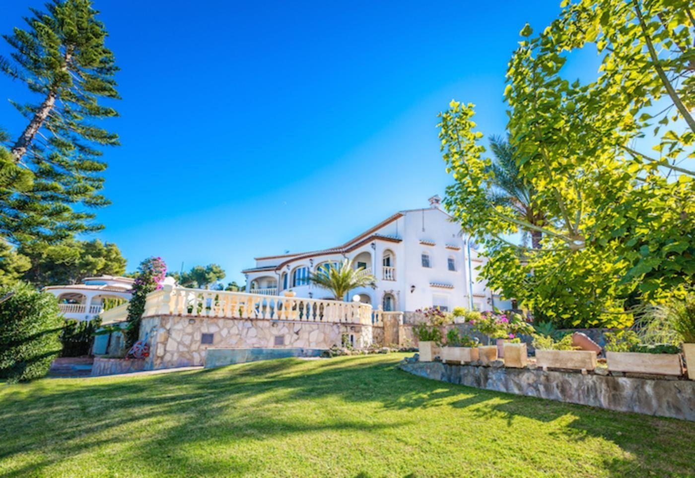 Villa mediterránea con preciosas vistas al mar, en Jávea