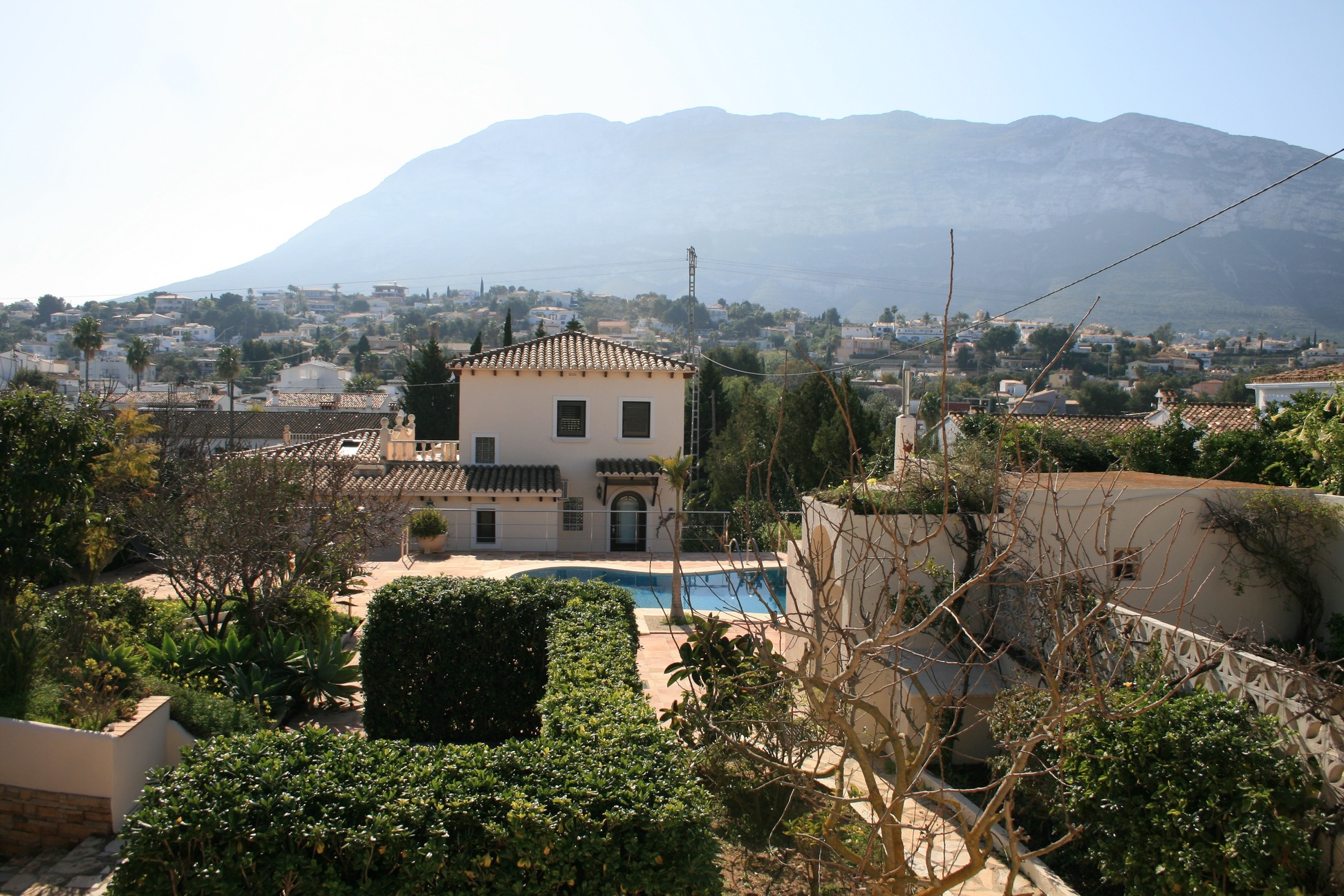 Ruime villa in Dénia, San Nicolas.